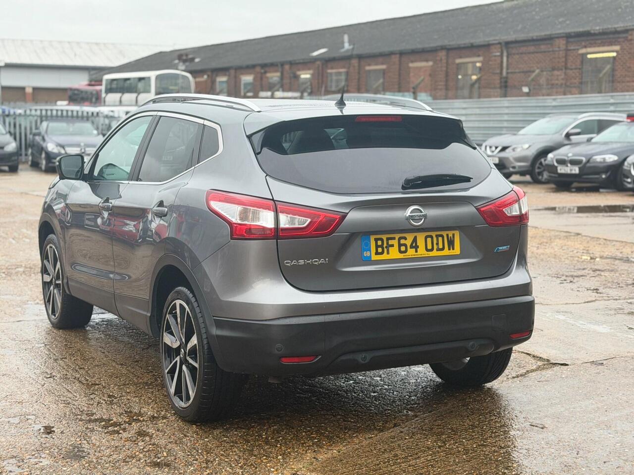 Used Nissan Qashqai 2014 for sale - 77240219: Photo 14