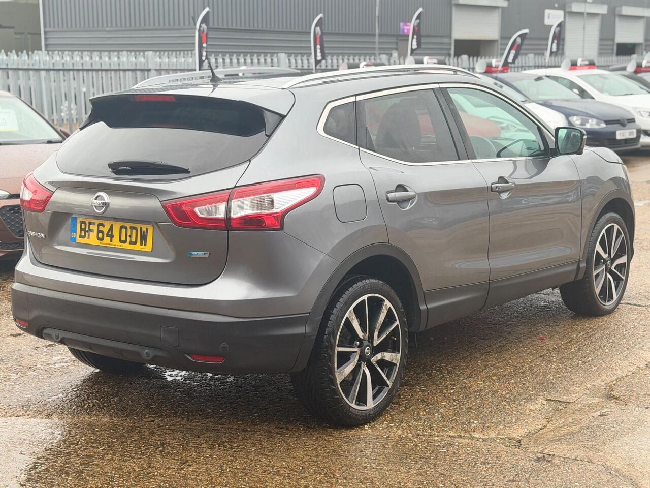 Used Nissan Qashqai 2014 for sale - 77240219: Photo 19