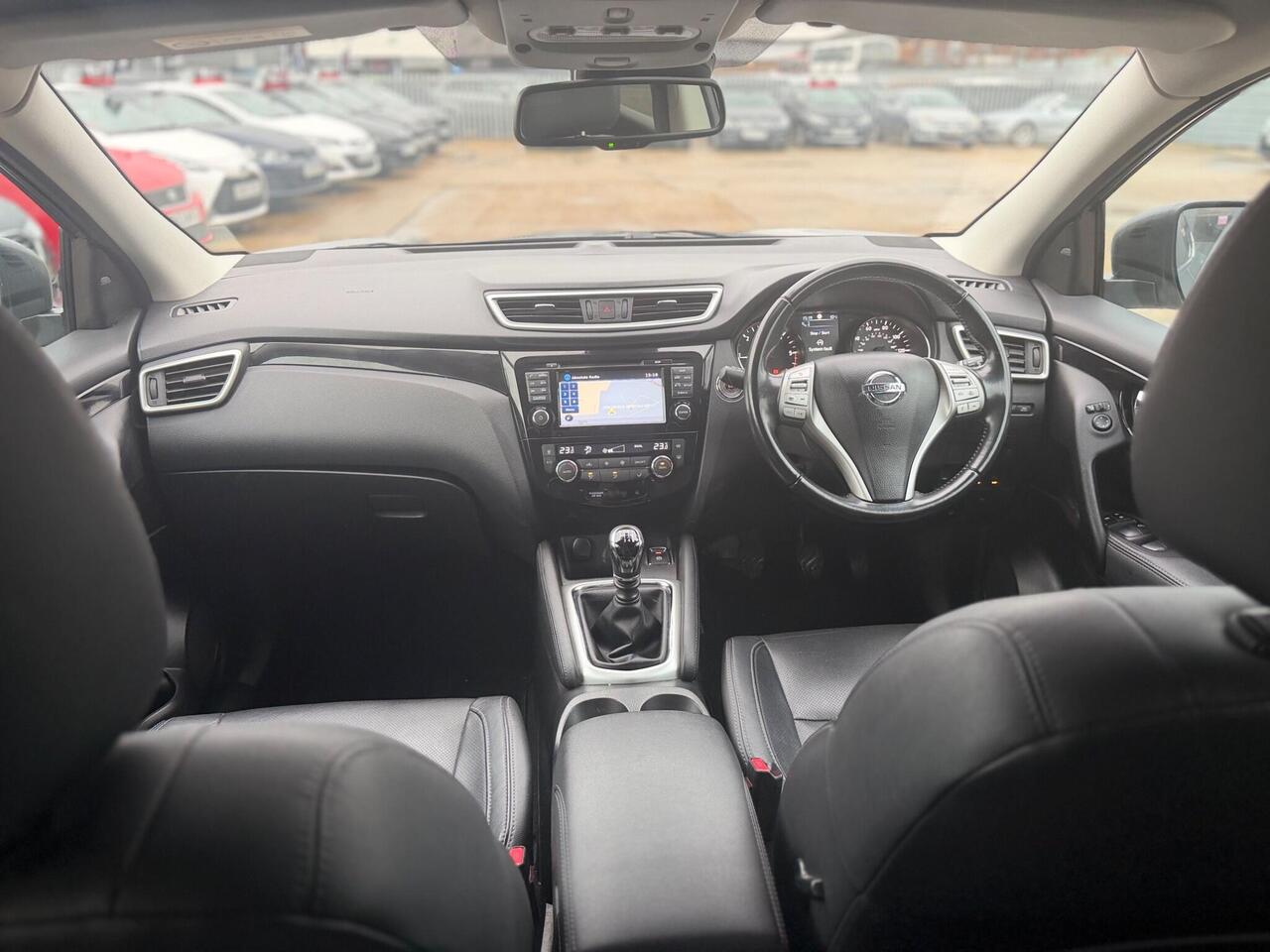 Used Nissan Qashqai 2014 for sale - 77240219: Photo 21