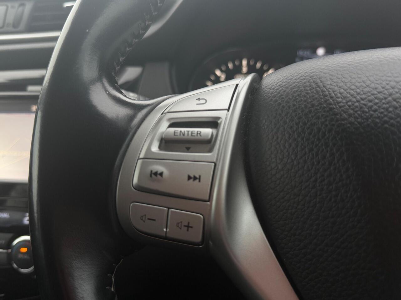 Used Nissan Qashqai 2014 for sale - 77240219: Photo 34