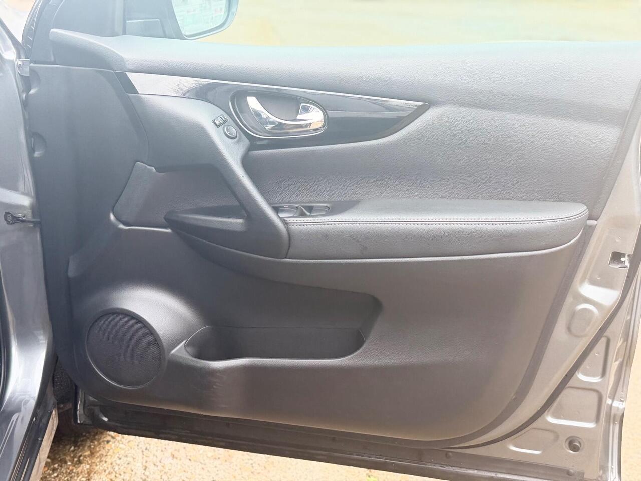 Used Nissan Qashqai 2014 for sale - 77240219: Photo 39