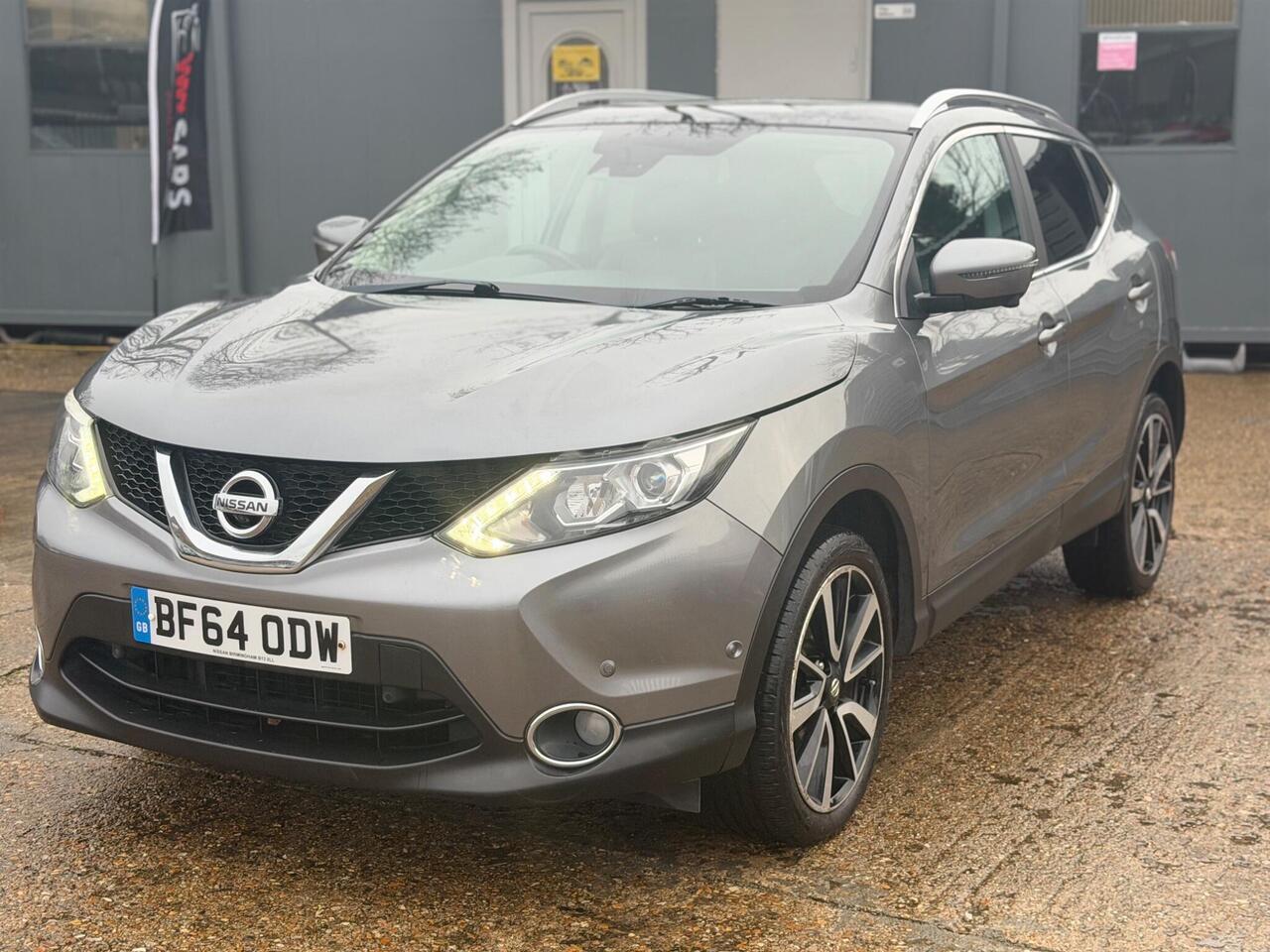 Used Nissan Qashqai 2014 for sale - 77240219: Photo 6