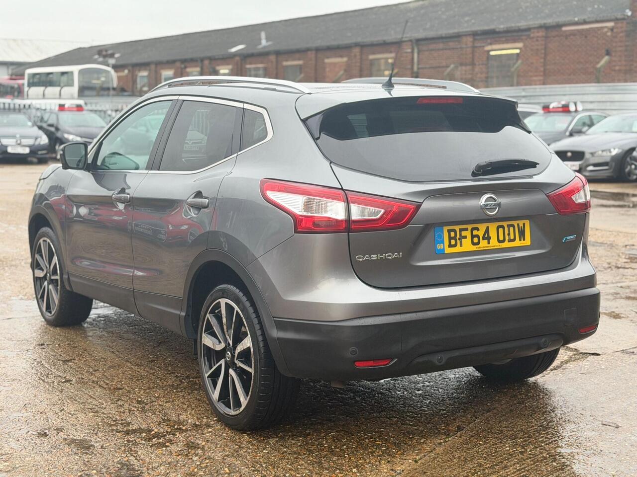 Used Nissan Qashqai 2014 for sale - 77240219: Photo 8