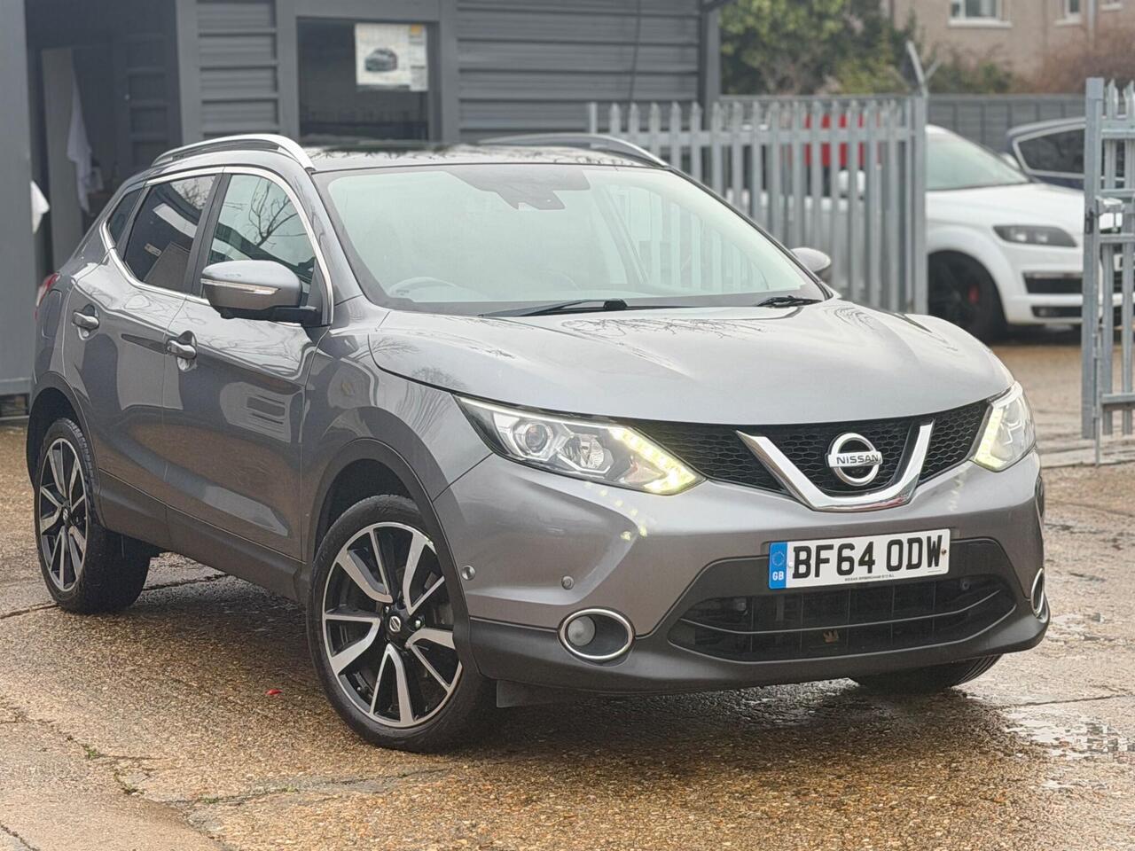 Used Nissan Qashqai 2014 for sale - 77240219: Photo 9