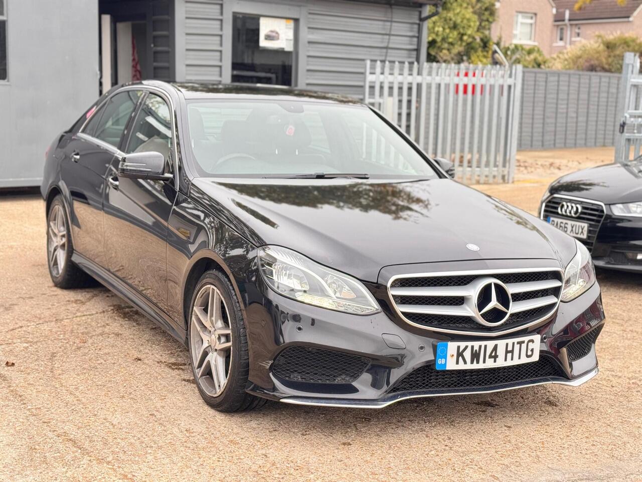Used Mercedes-Benz E Class 2014 for sale - 76734413: Photo 10