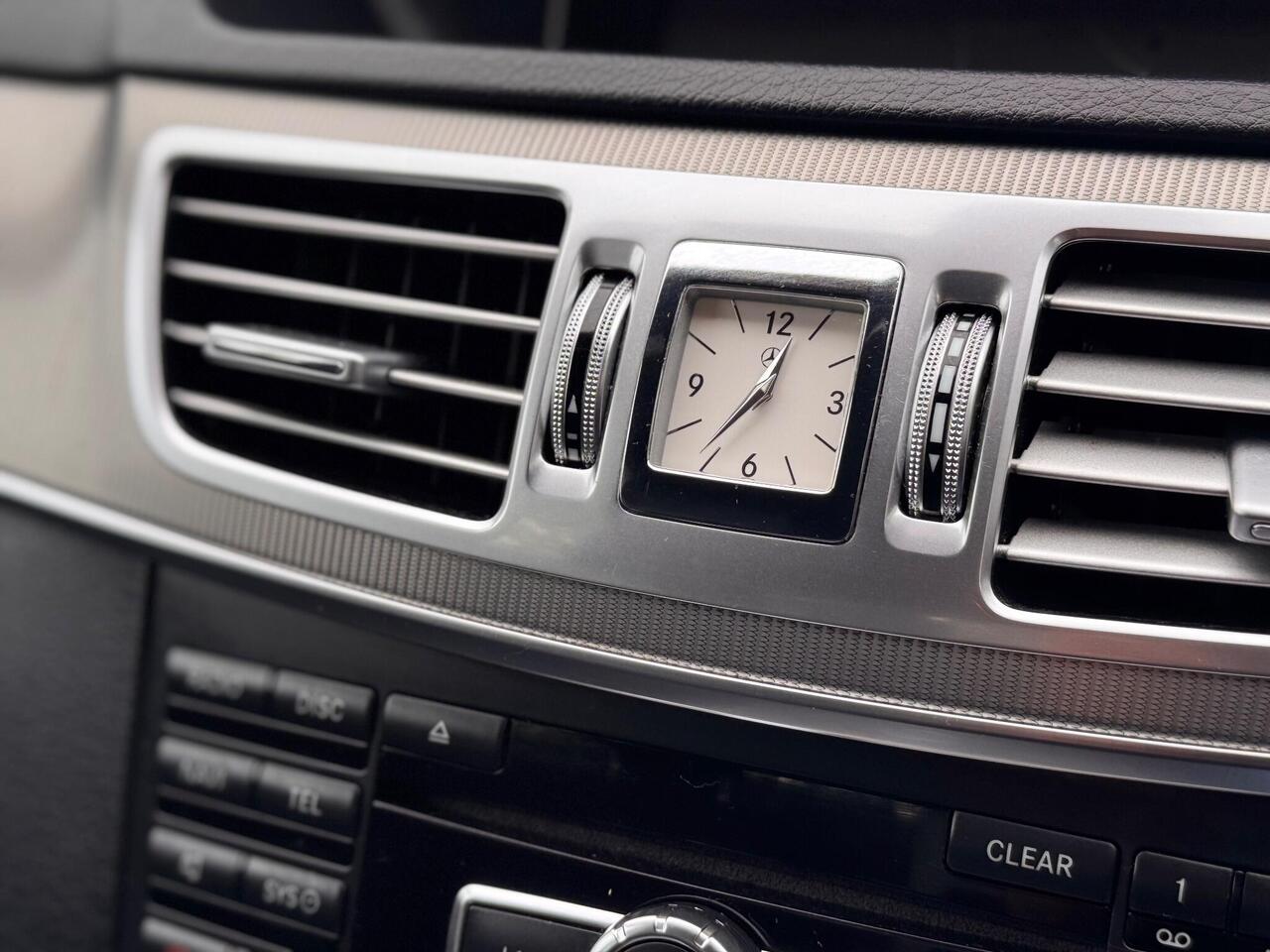 Used Mercedes-Benz E Class 2014 for sale - 76734413: Photo 34