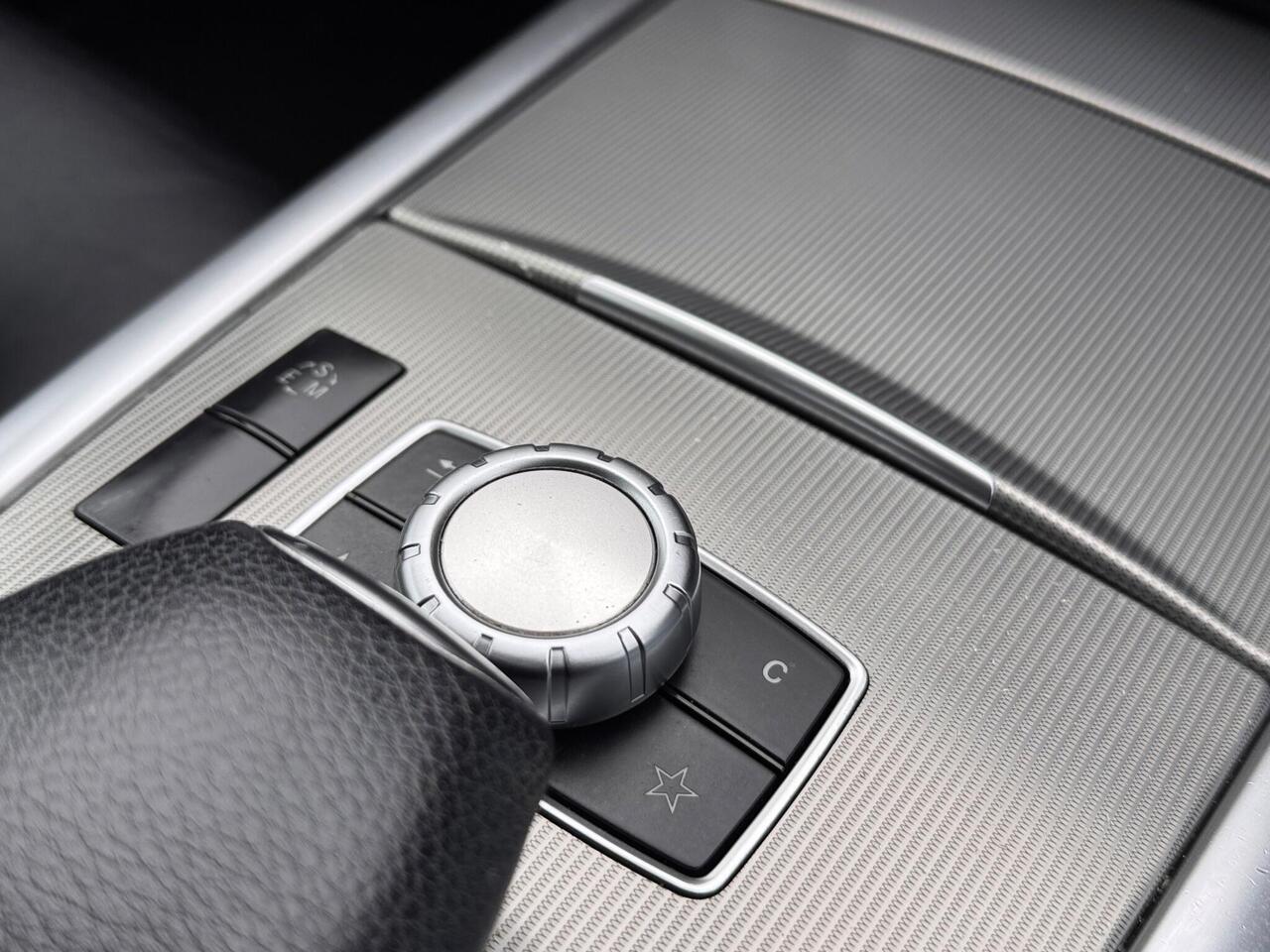 Used Mercedes-Benz E Class 2014 for sale - 76734413: Photo 40