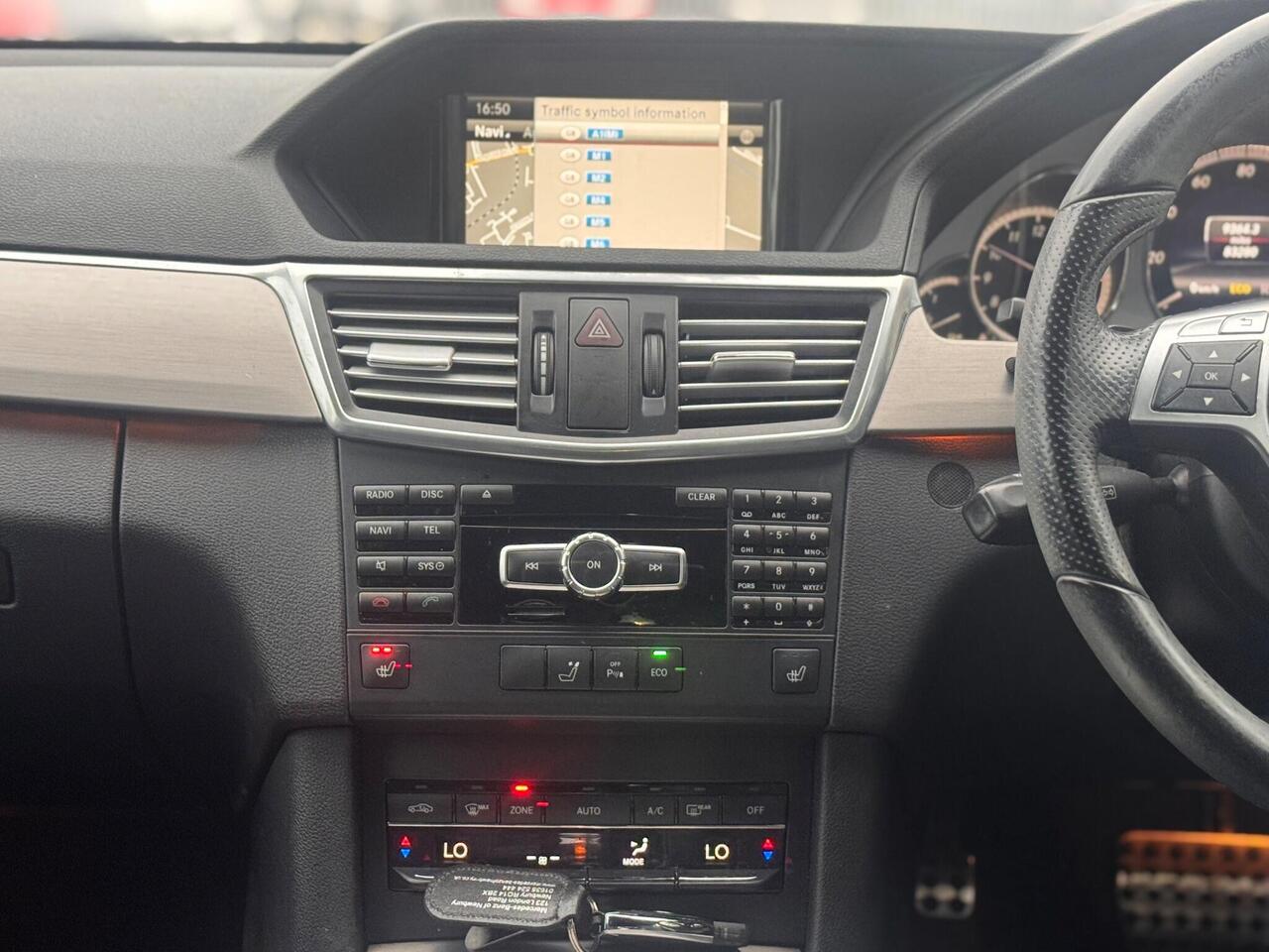 Used Mercedes-Benz E Class 2012 for sale - 76734415: Photo 44