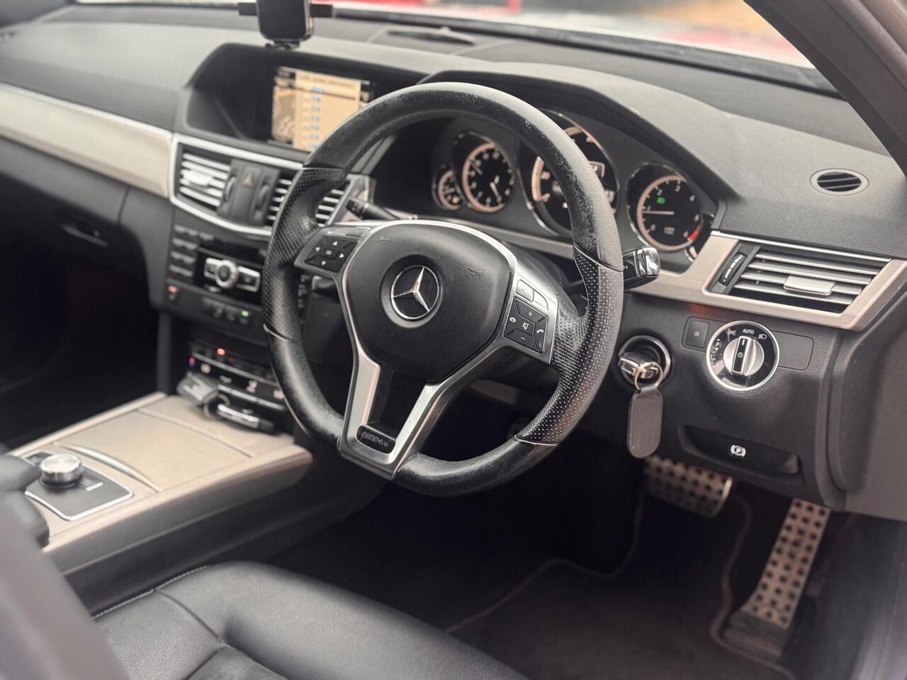 Used Mercedes-Benz E Class 2012 for sale - 76734415: Photo 58
