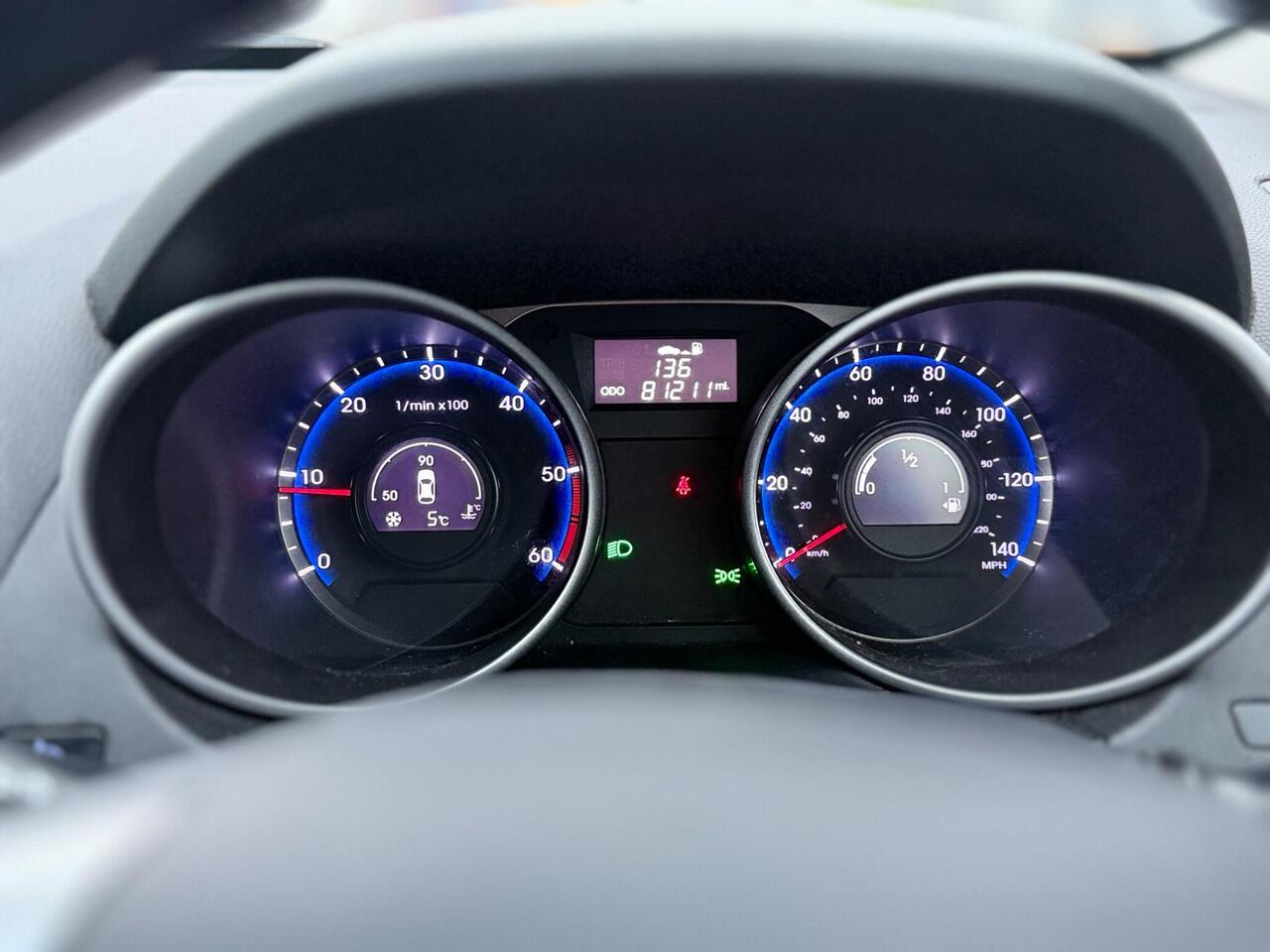 Used Hyundai Ix35 2015 for sale - 77739525: Photo 37