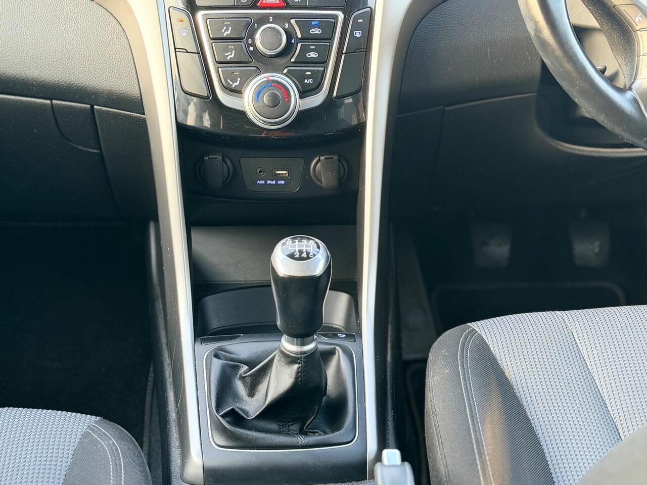 Used Hyundai i30 2015 for sale - 76954190: Photo 18