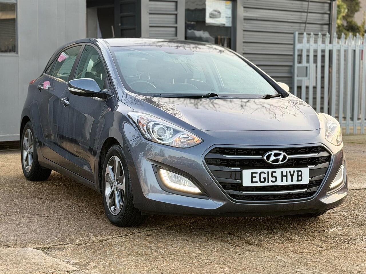 Used Hyundai i30 2015 for sale - 76954190: Photo 2