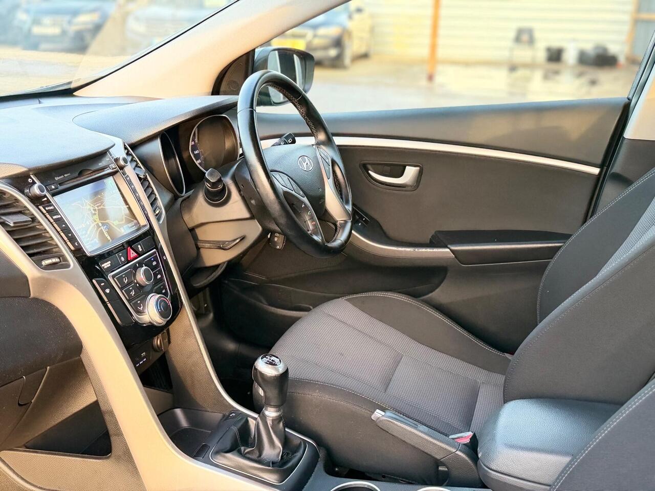 Used Hyundai i30 2015 for sale - 76954190: Photo 21