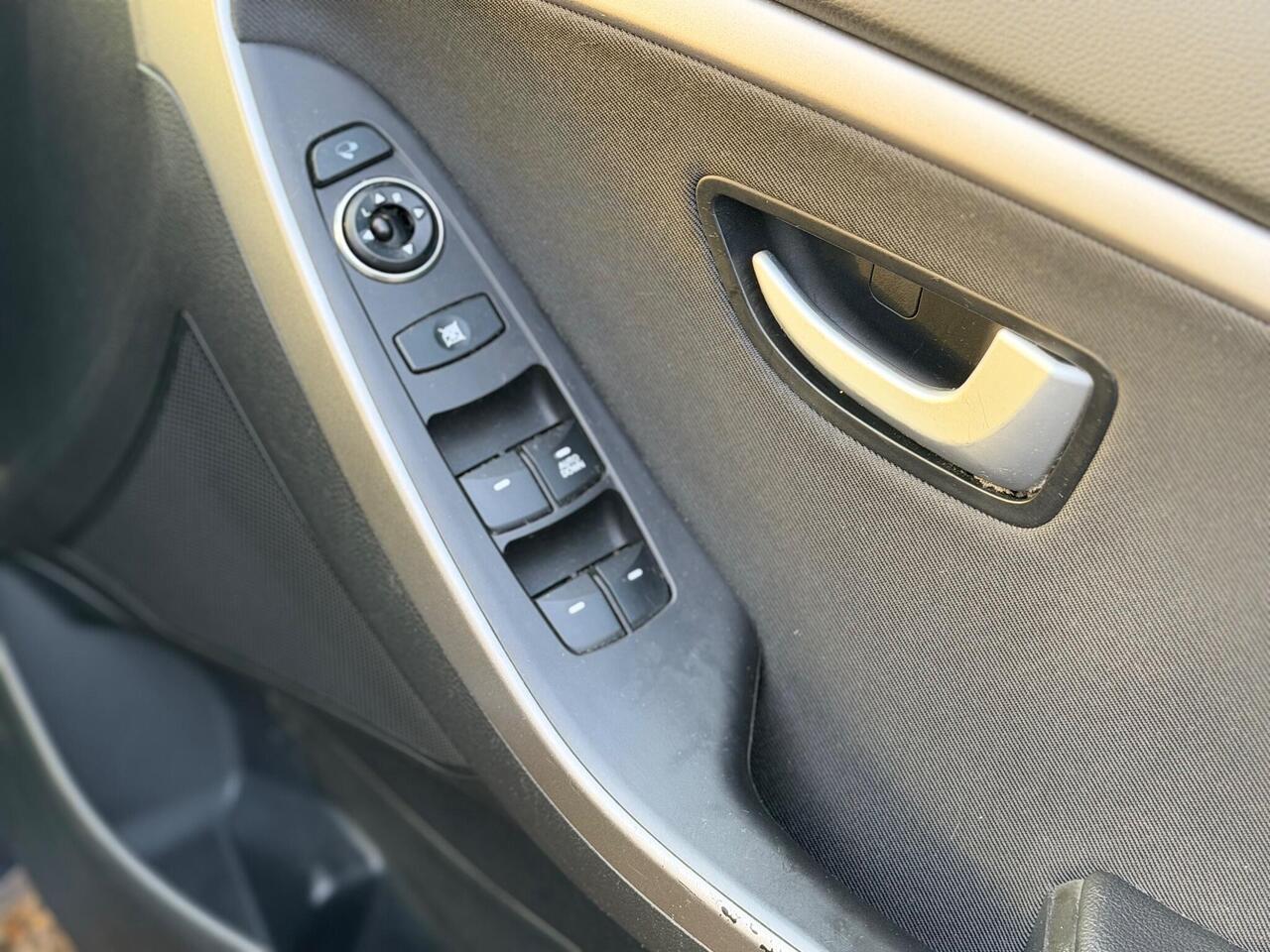 Used Hyundai i30 2015 for sale - 76954190: Photo 33