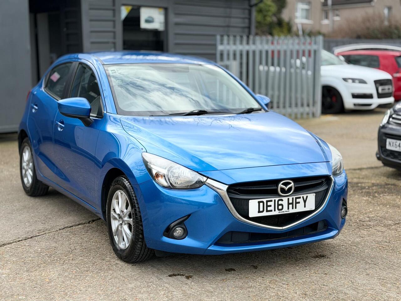 Used Mazda Mazda2 2016 for sale - 77899304: Photo 3