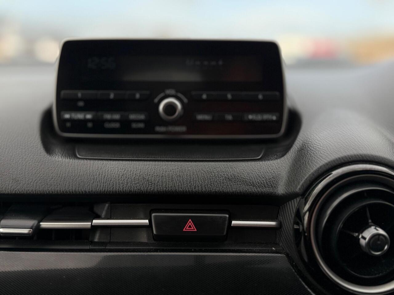 Used Mazda Mazda2 2016 for sale - 77899304: Photo 41