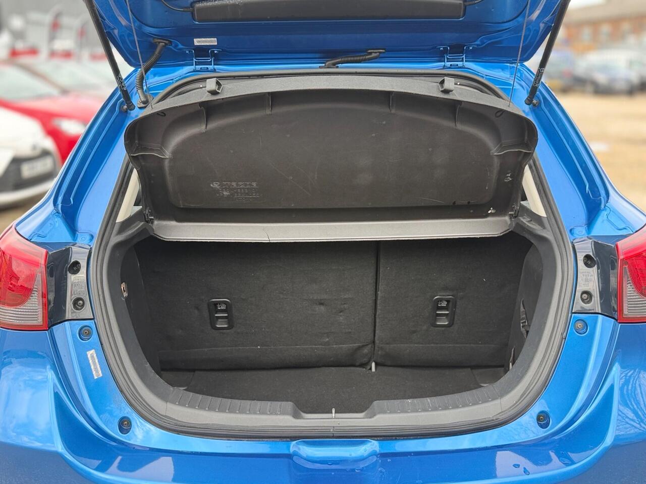 Used Mazda Mazda2 2016 for sale - 77899304: Photo 44