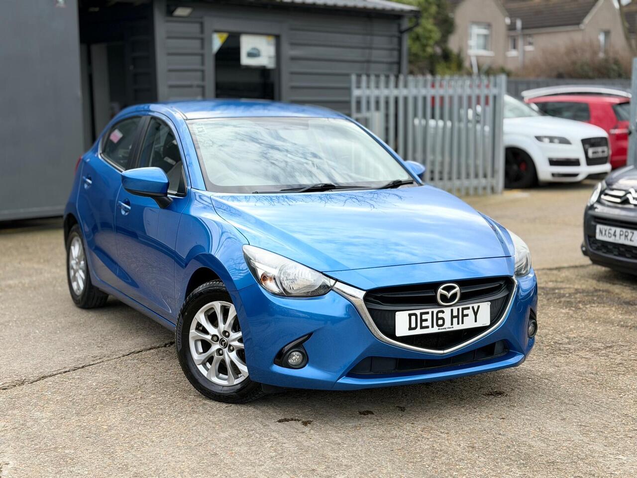 Used Mazda Mazda2 2016 for sale - 77899304: Photo 9