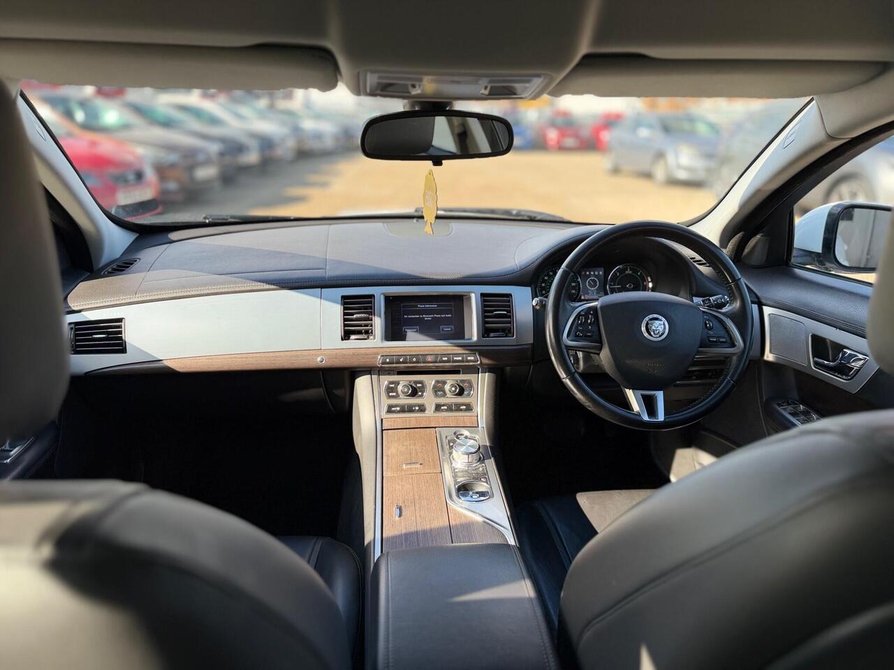 Used Jaguar XF 2012 for sale - 77884282: Photo 12