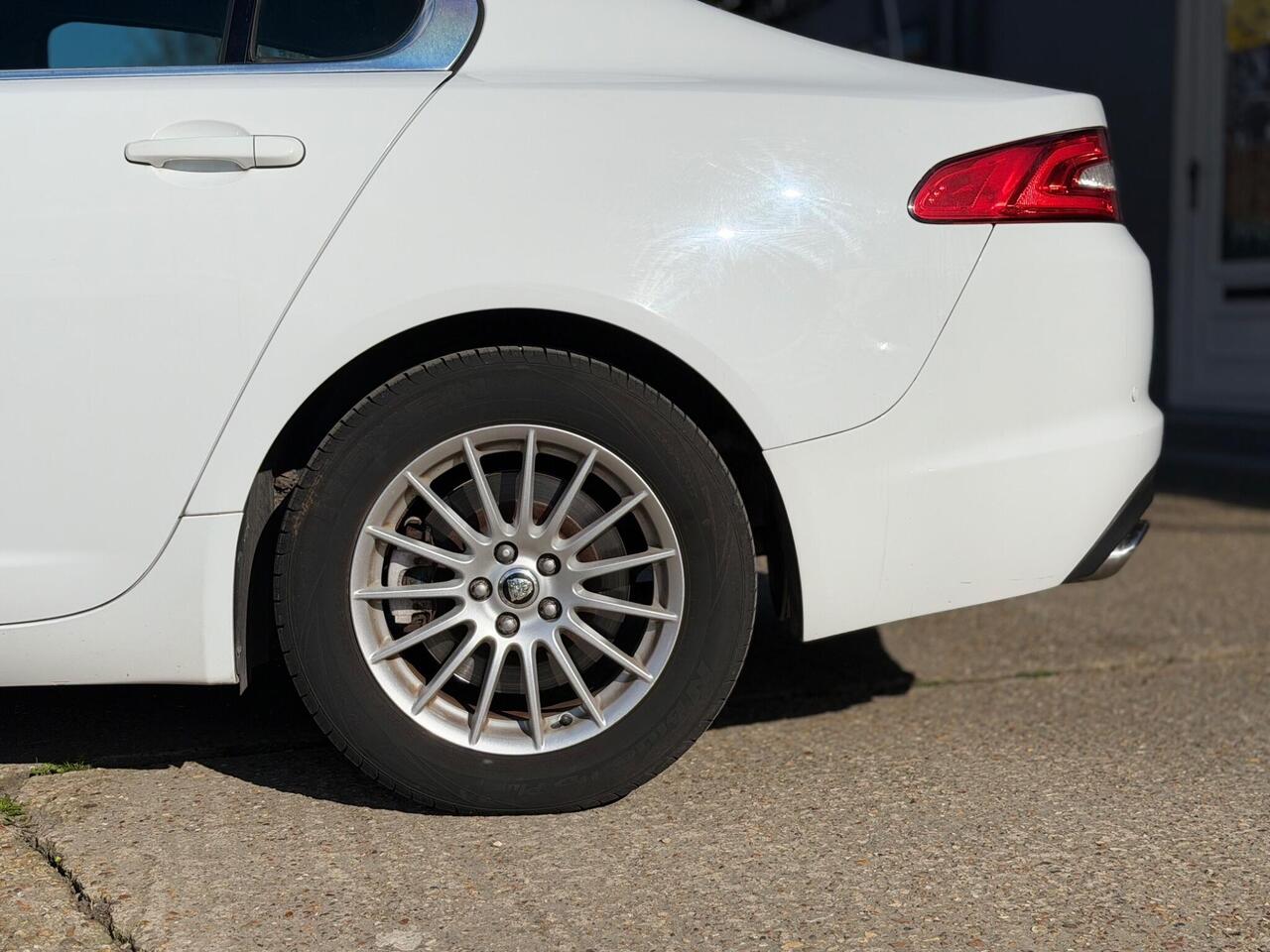 Used Jaguar XF 2012 for sale - 77884282: Photo 31