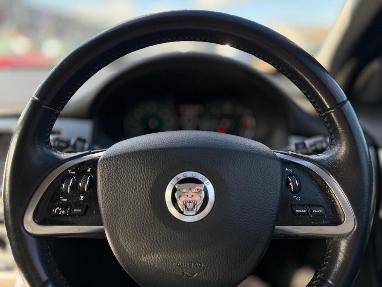 Used Jaguar XF 2012 for sale - 77884282: Photo 38