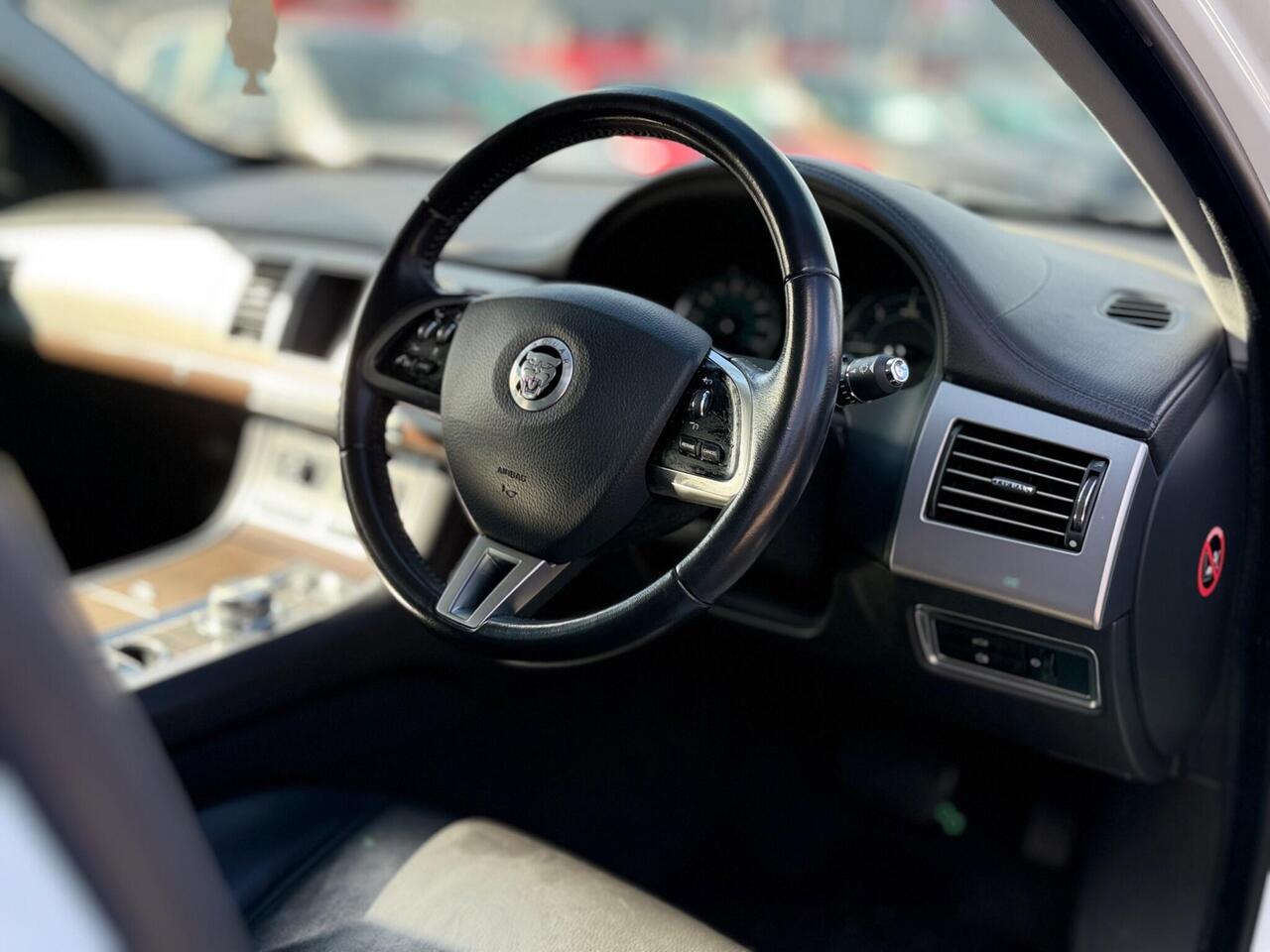 Used Jaguar XF 2012 for sale - 77884282: Photo 39