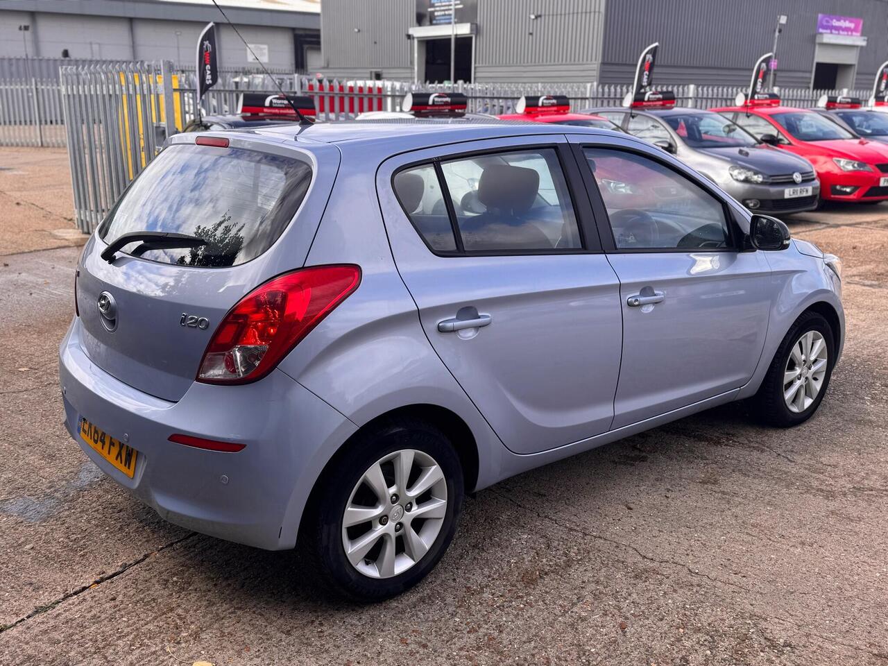 Used Hyundai i20 2014 for sale - 76734426: Photo 18