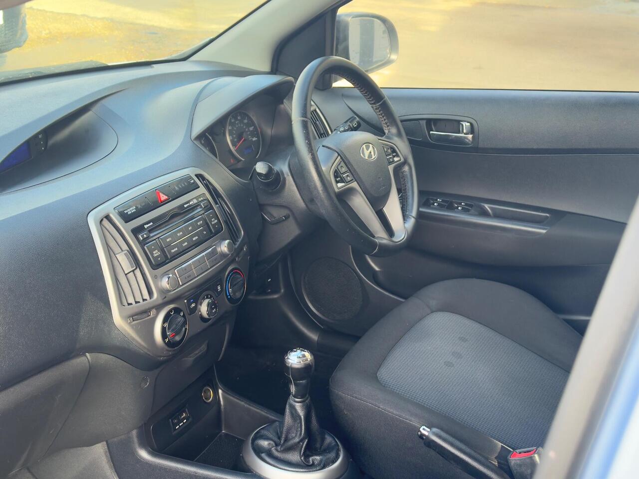 Used Hyundai i20 2014 for sale - 76734426: Photo 23