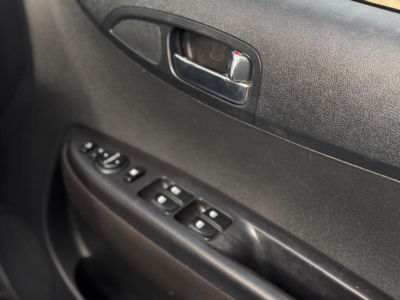 Used Hyundai i20 2014 for sale - 76734426: Photo 36