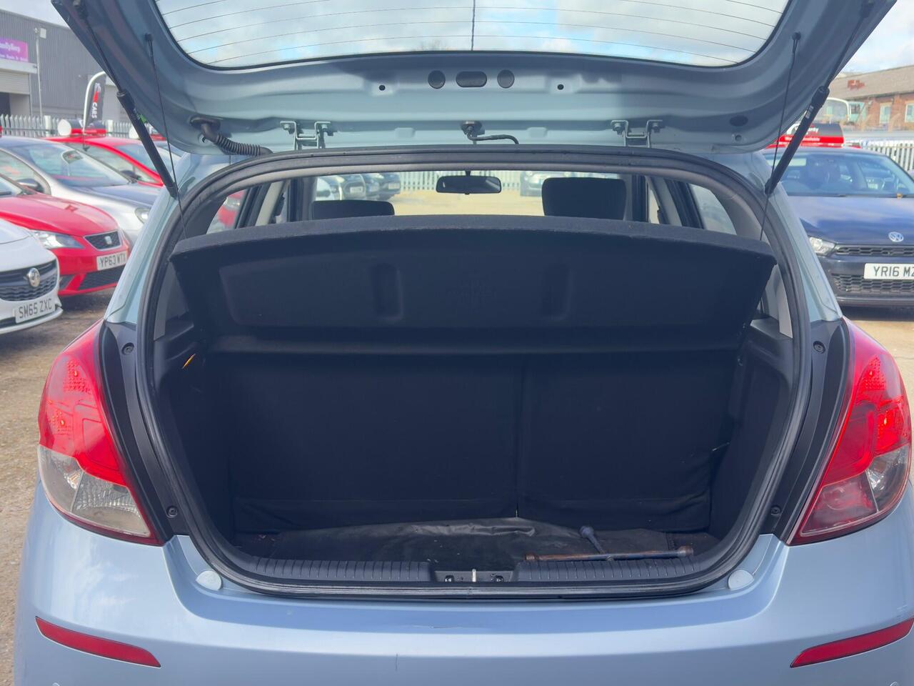 Used Hyundai i20 2014 for sale - 76734426: Photo 45