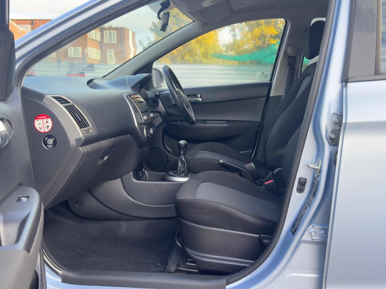 Used Hyundai i20 2014 for sale - 76734426: Photo 54