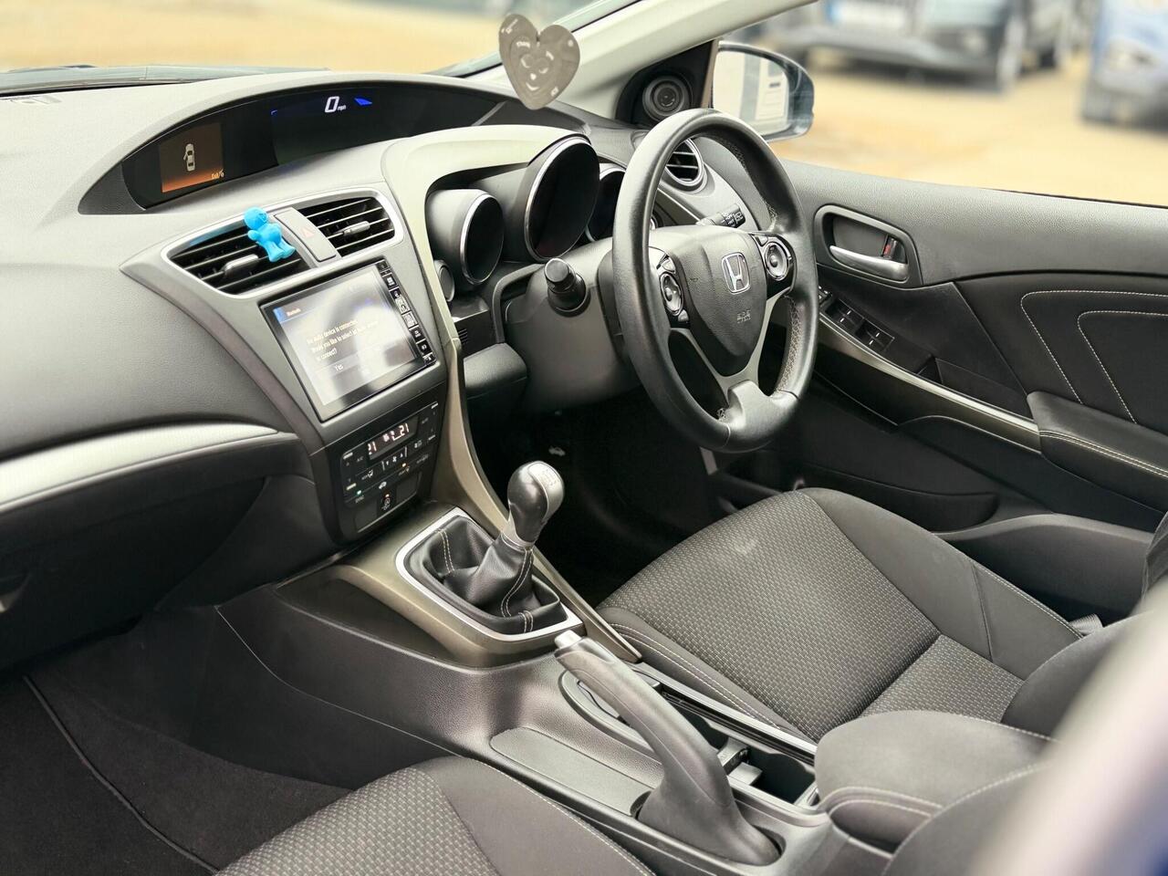 Used Honda Civic 2016 for sale - 77884277: Photo 15