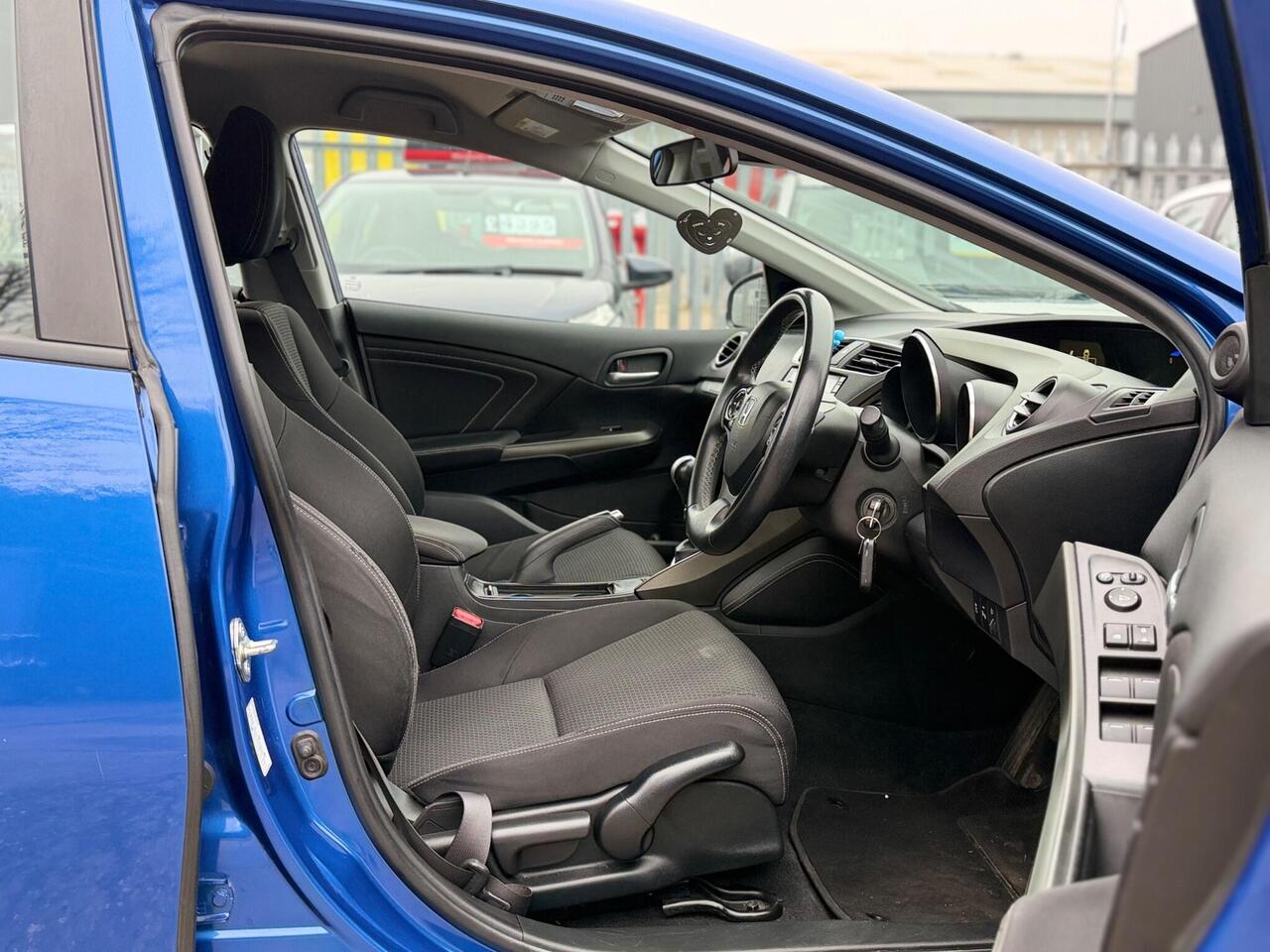 Used Honda Civic 2016 for sale - 77884277: Photo 16