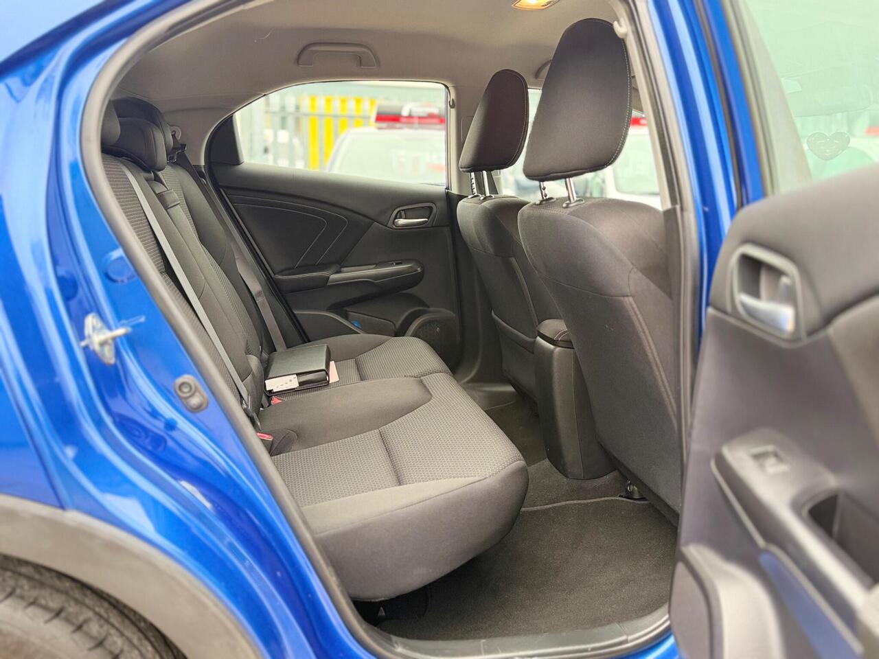 Used Honda Civic 2016 for sale - 77884277: Photo 17