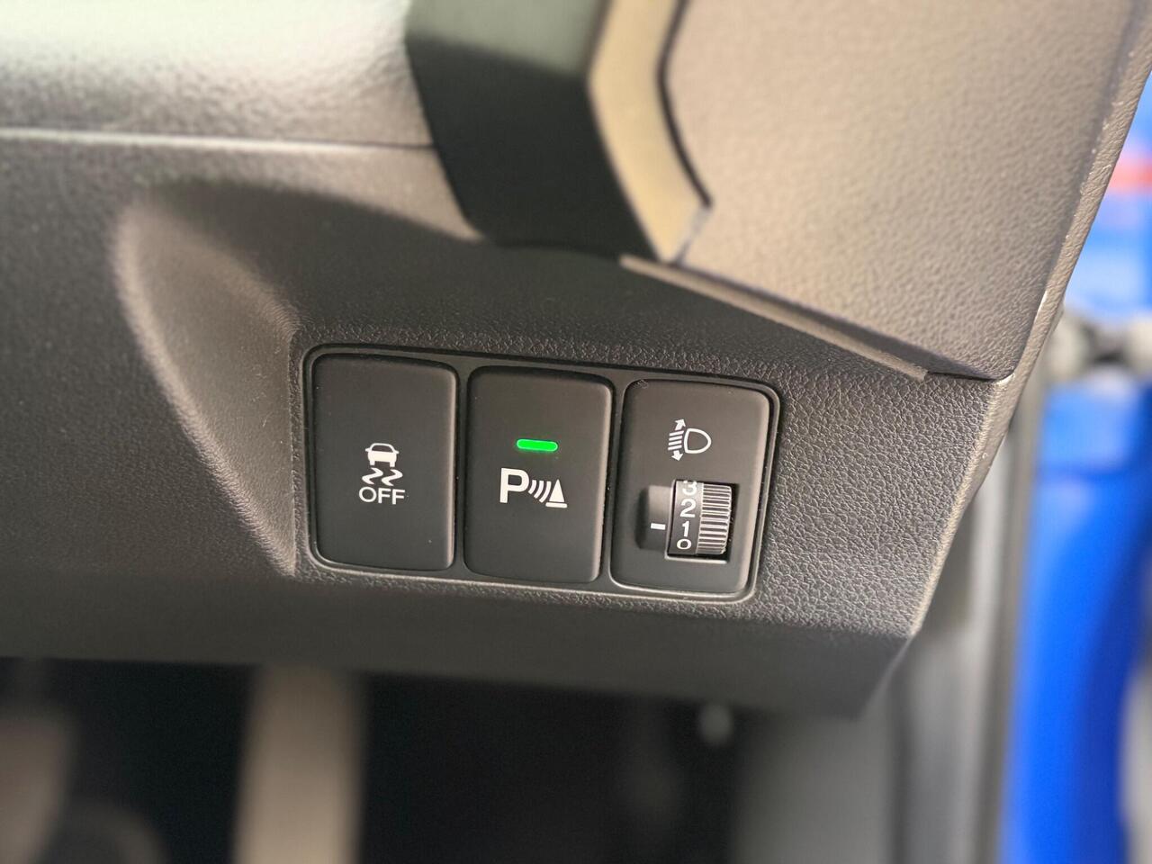 Used Honda Civic 2016 for sale - 77884277: Photo 24