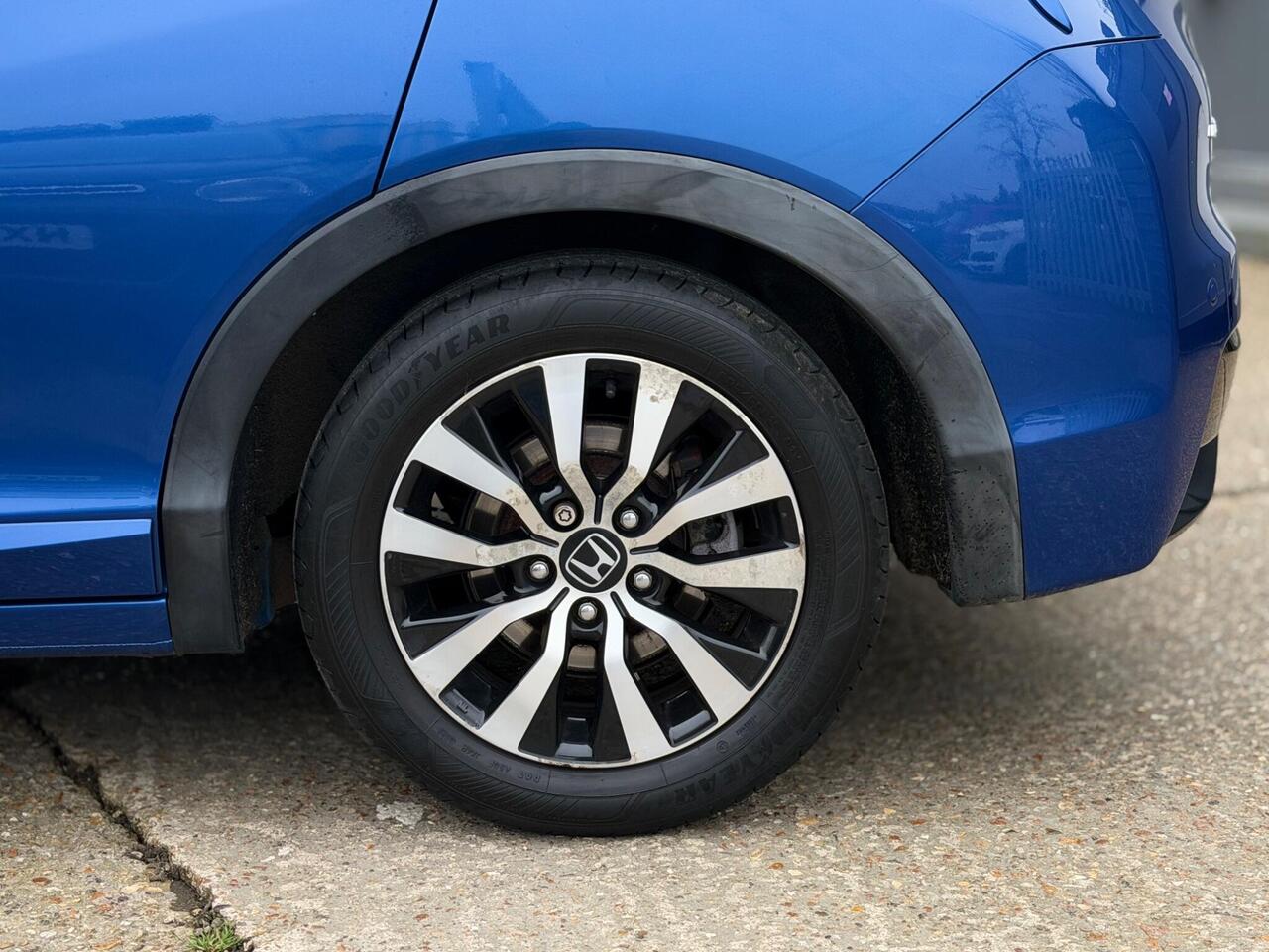 Used Honda Civic 2016 for sale - 77884277: Photo 32