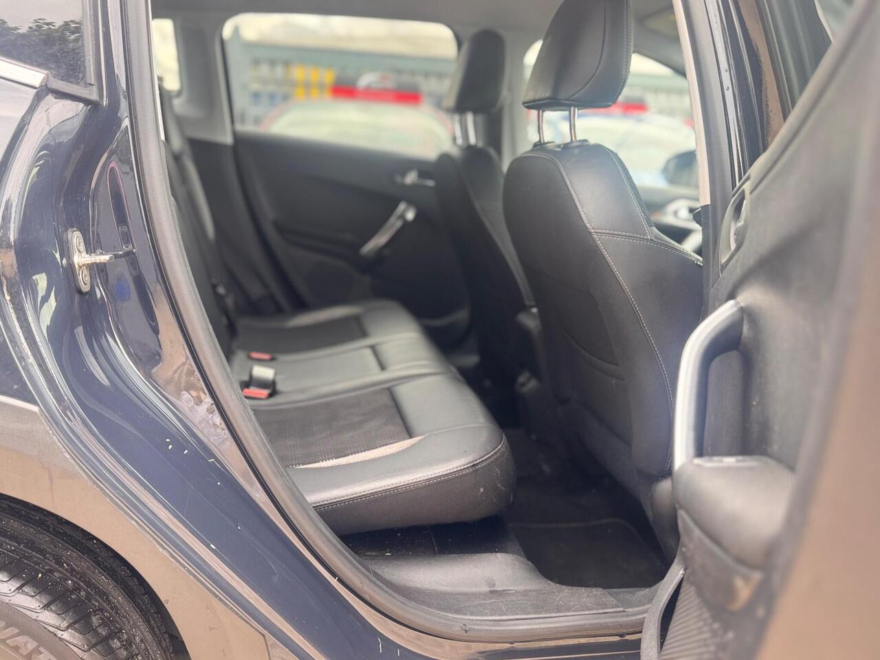 Used Peugeot 2008 2016 for sale - 76734427: Photo 33