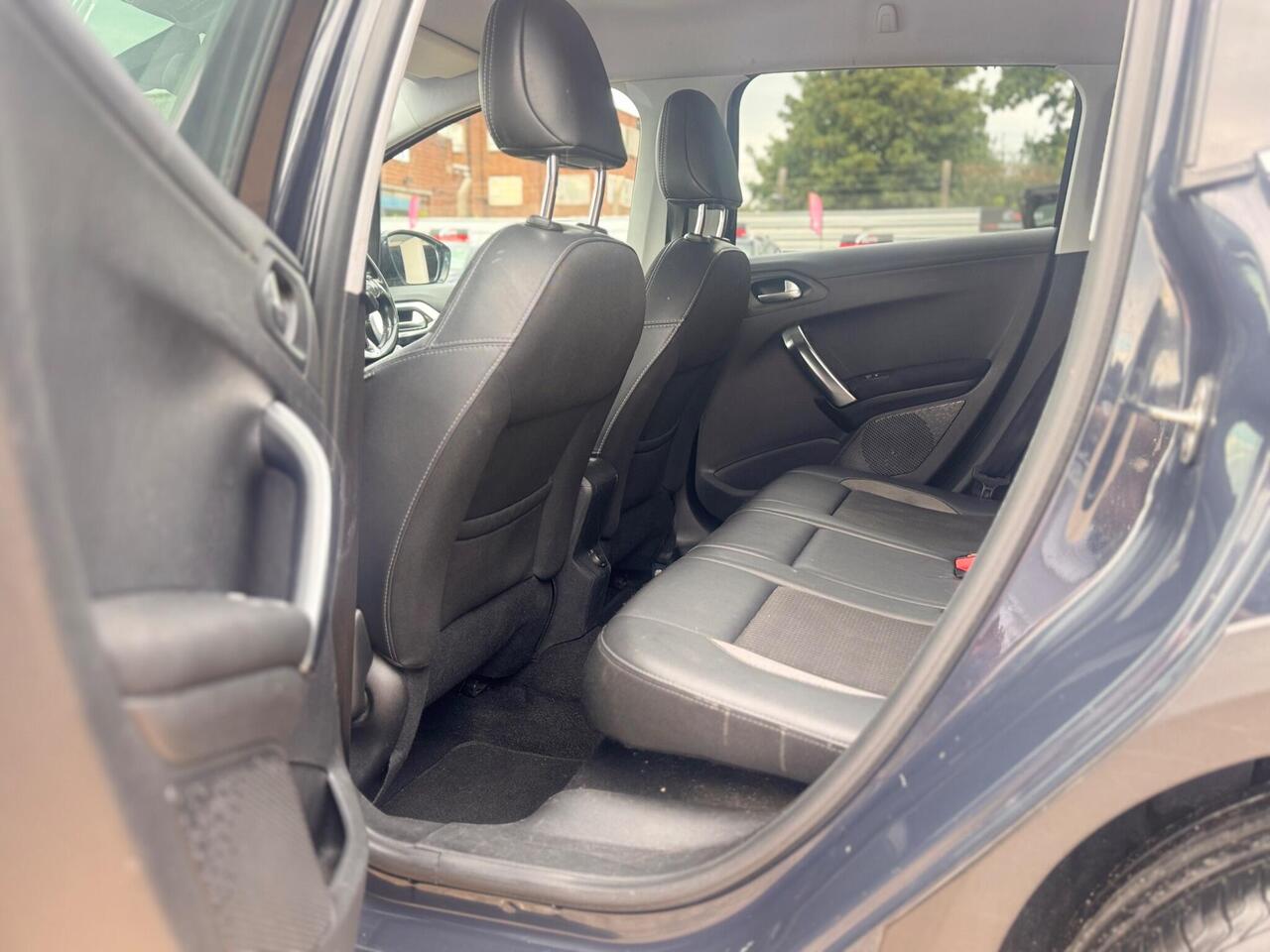 Used Peugeot 2008 2016 for sale - 76734427: Photo 34