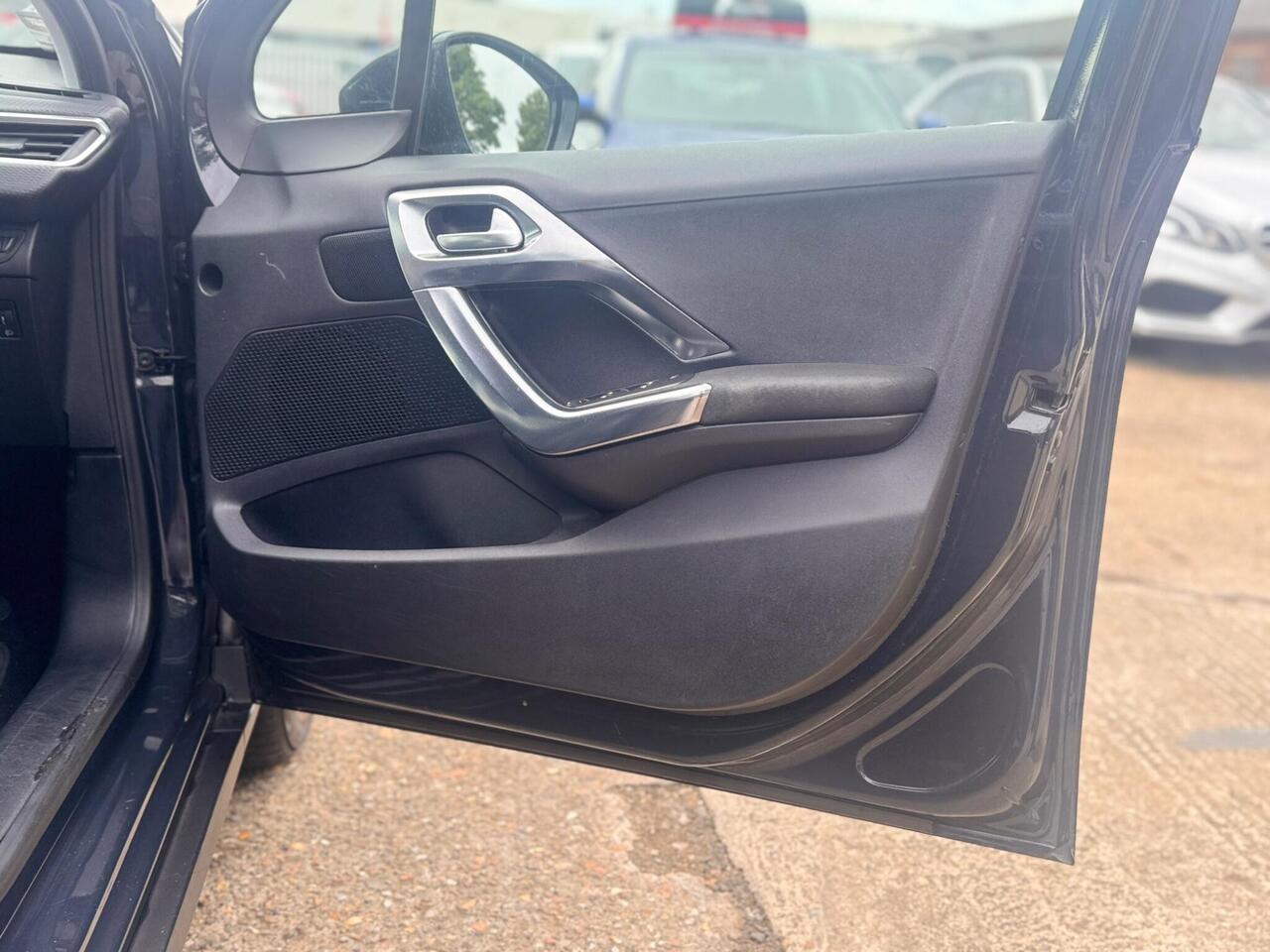 Used Peugeot 2008 2016 for sale - 76734427: Photo 44