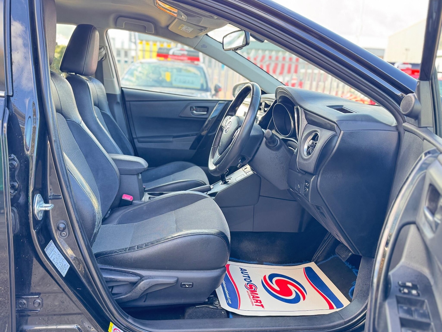 Used Toyota Auris 2015 for sale - 76667425: Photo 26