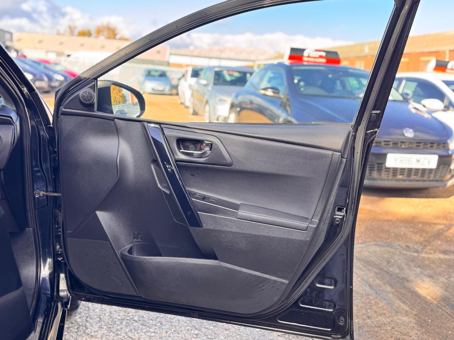 Used Toyota Auris 2015 for sale - 76667425: Photo 46