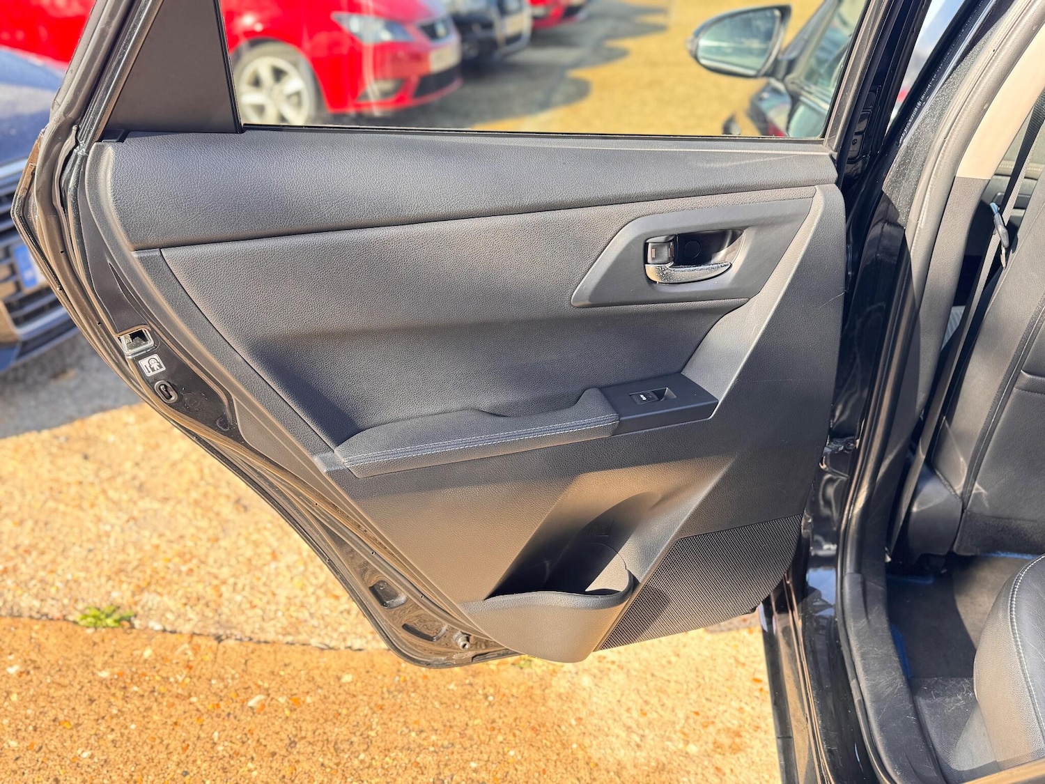 Used Toyota Auris 2015 for sale - 76667425: Photo 49