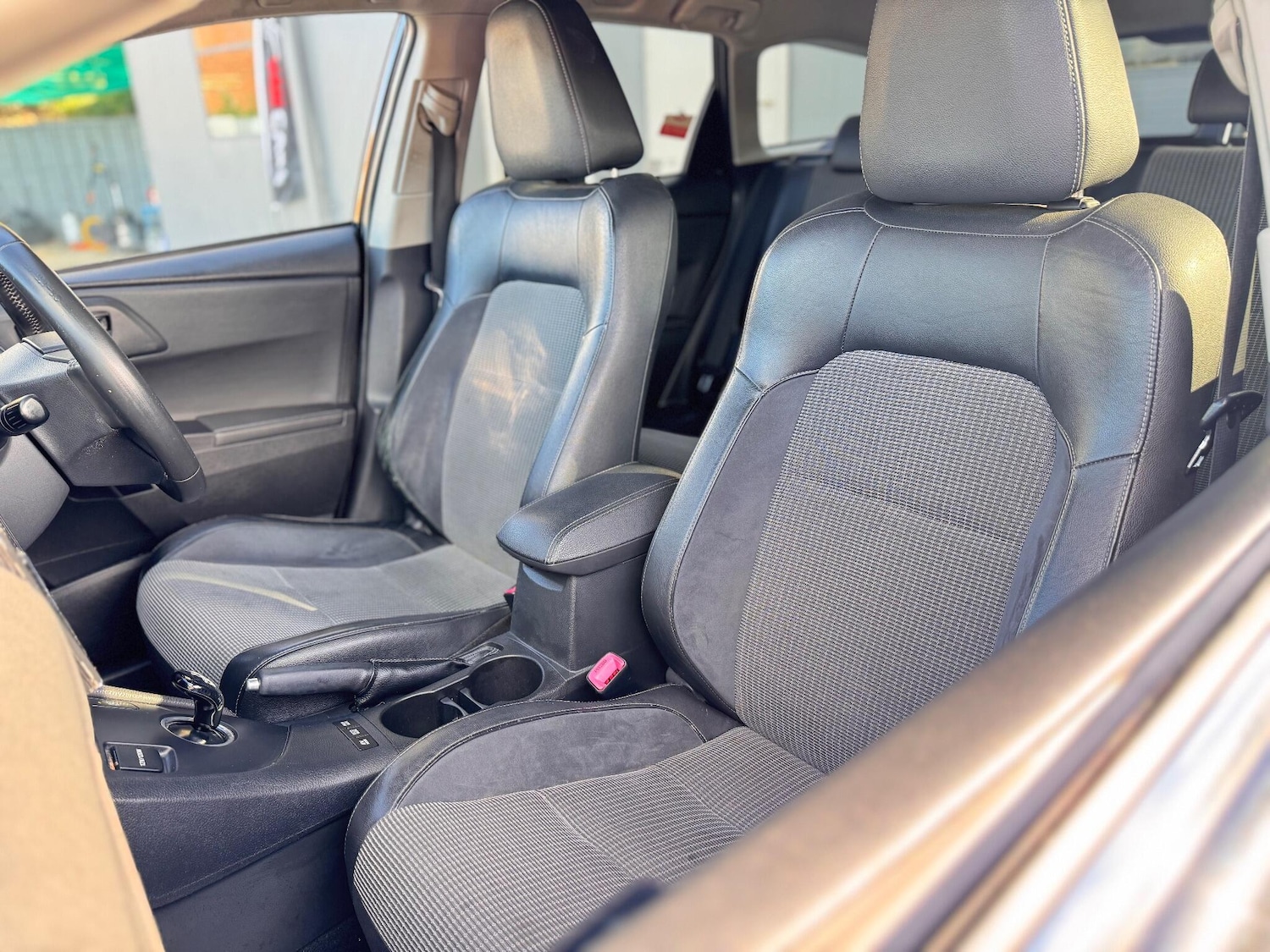 Used Toyota Auris 2015 for sale - 76667425: Photo 64