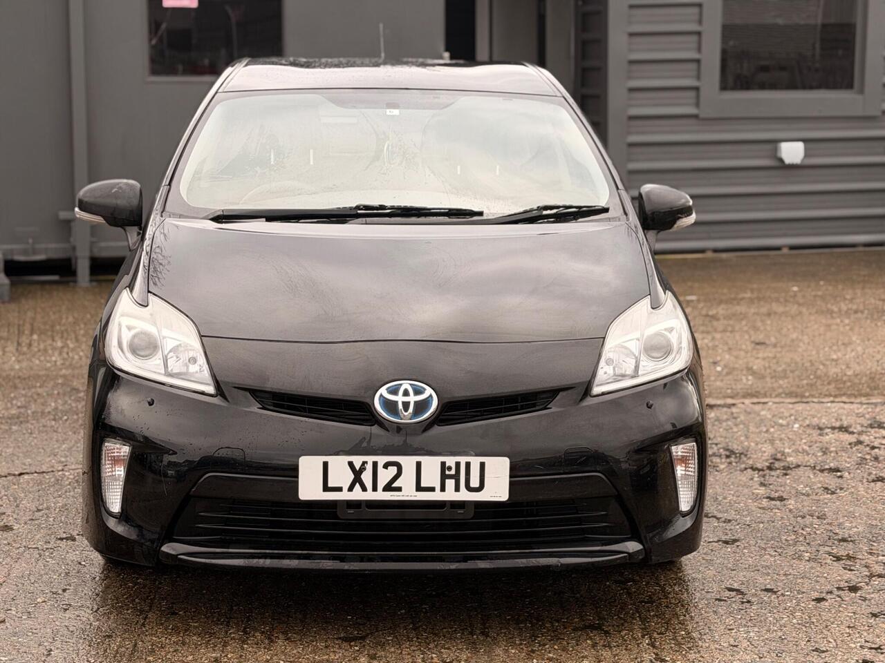 Used Toyota Prius 2021 for sale - 77298416: Photo 2