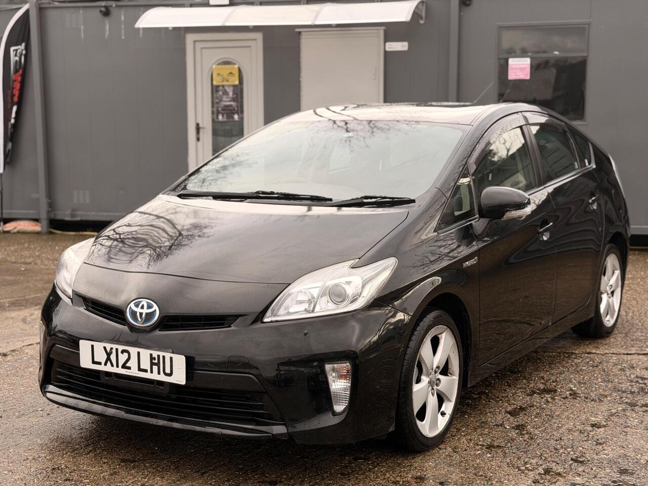 Used Toyota Prius 2021 for sale - 77298416: Photo 3