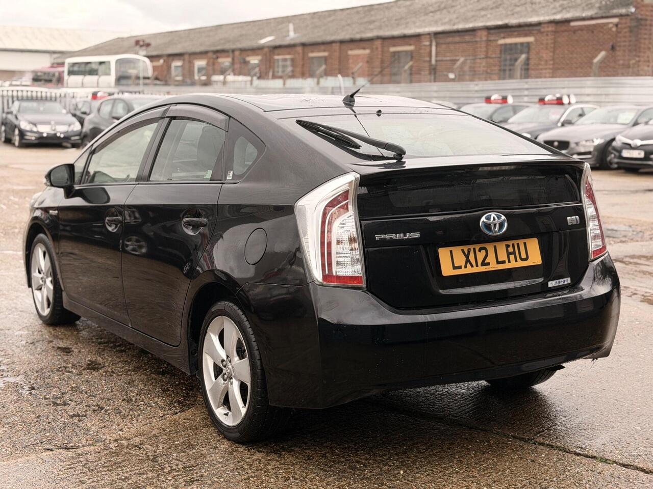 Used Toyota Prius 2021 for sale - 77298416: Photo 4