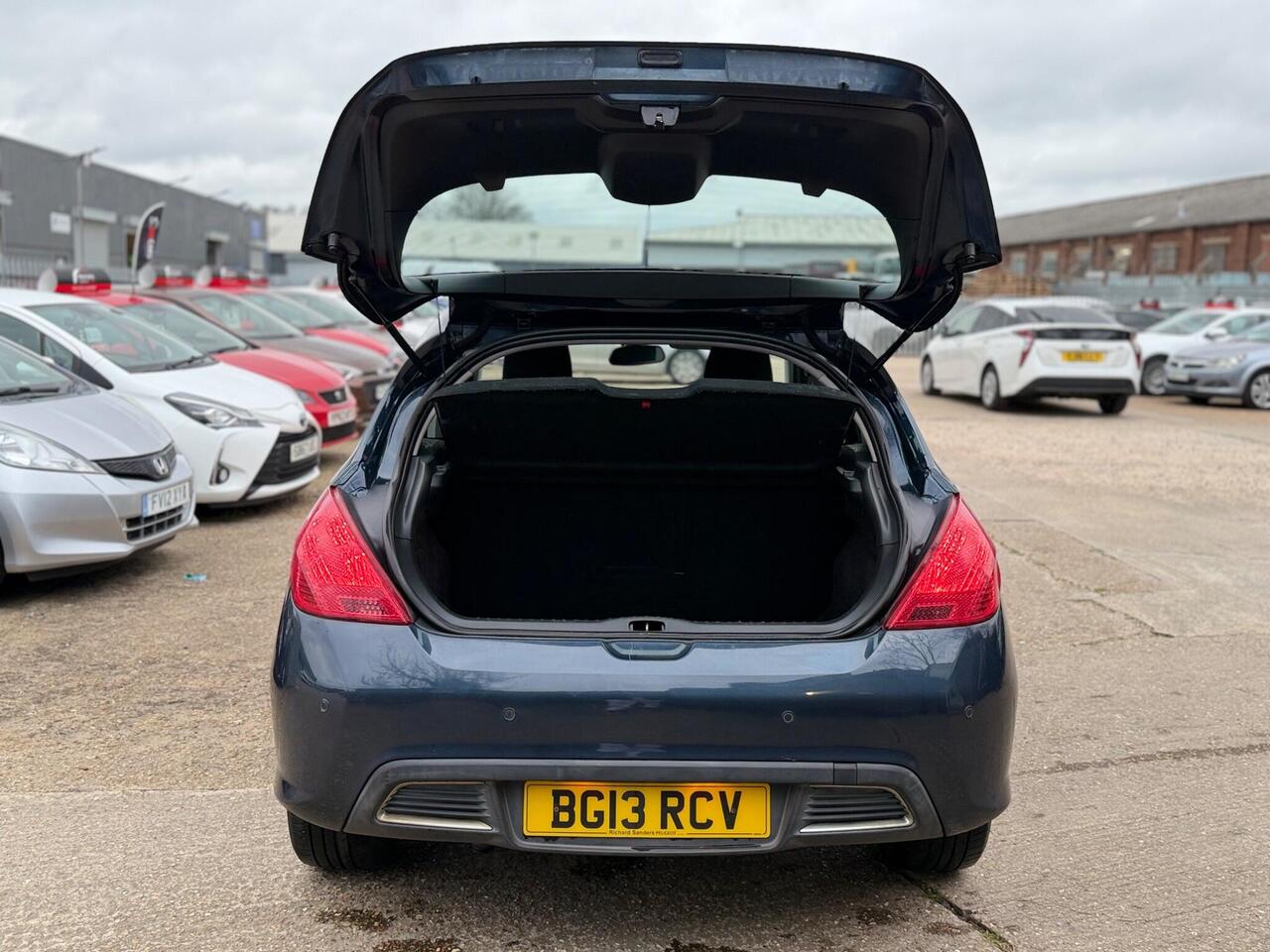 Used Peugeot 308 2013 for sale - 78073721: Photo 26