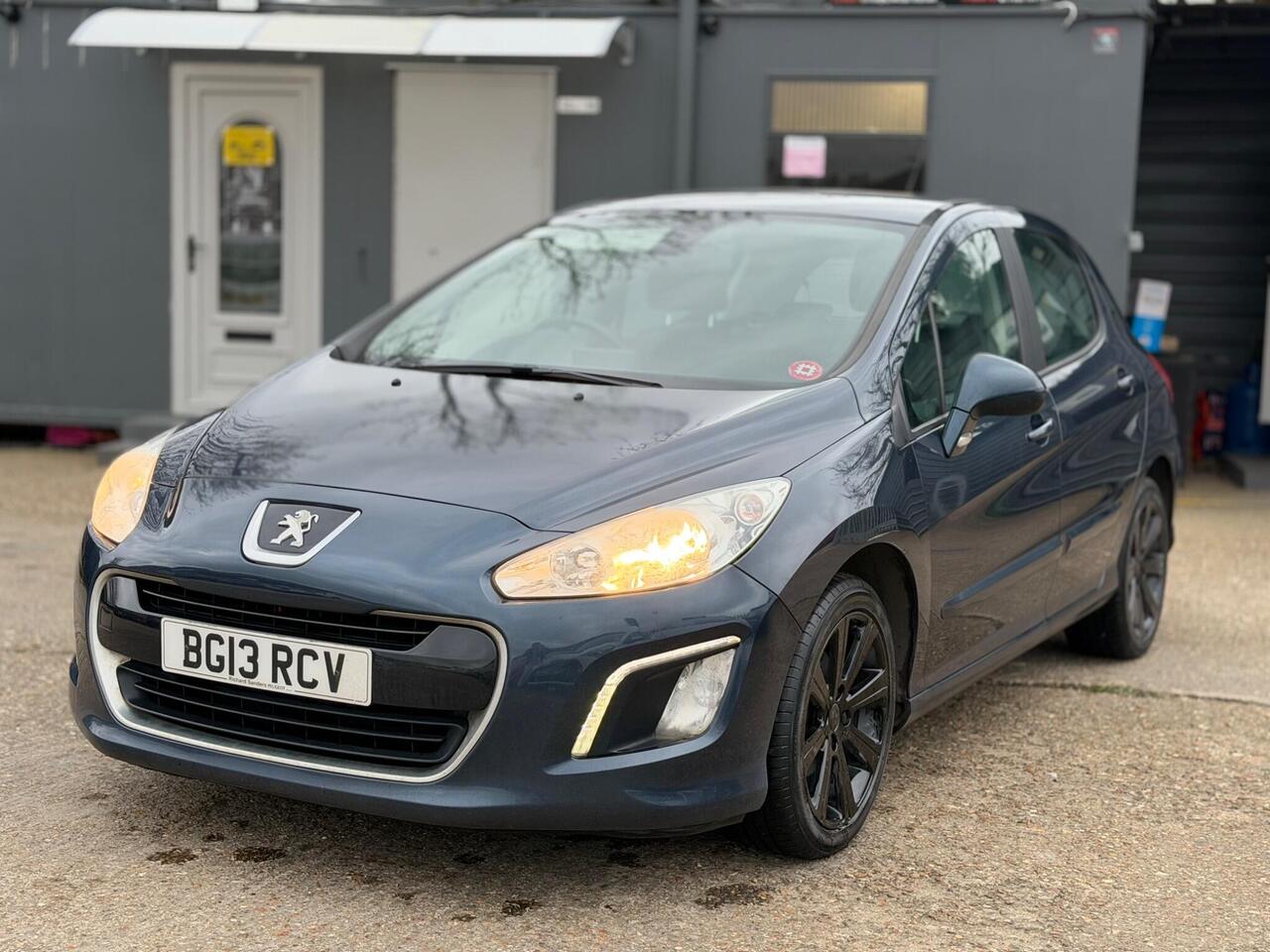 Used Peugeot 308 2013 for sale - 78073721: Photo 4