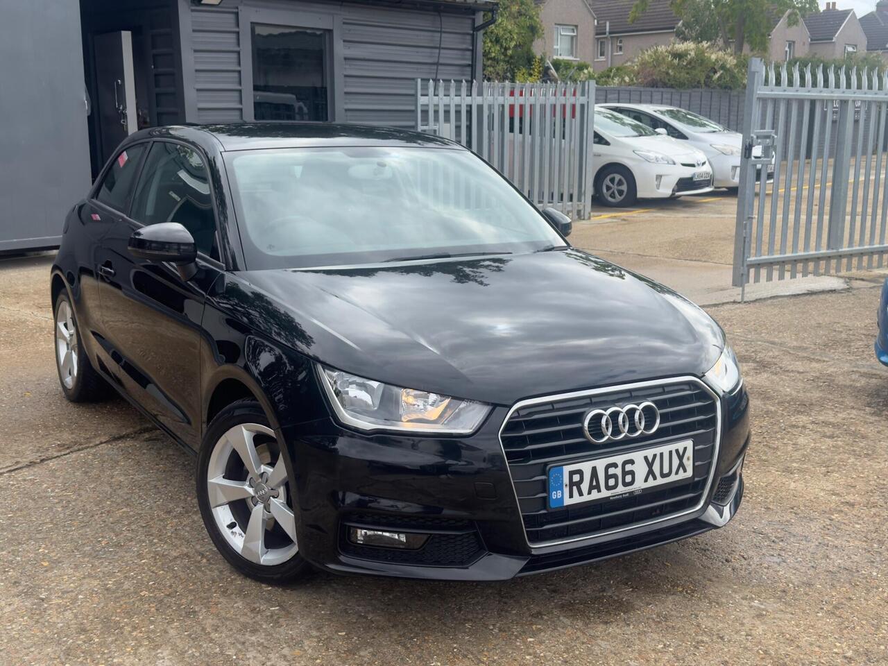Used Audi A1 2017 for sale - 76734403: Photo 11