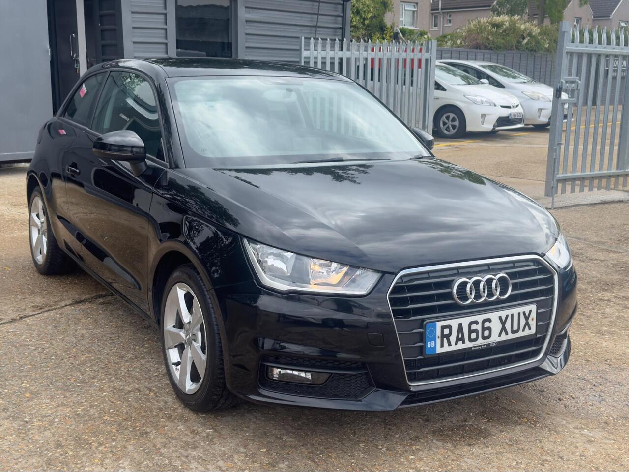 Used Audi A1 2017 for sale - 76734403: Photo 4